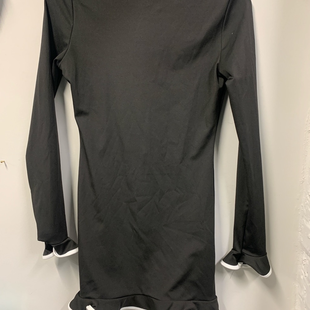 NWT Modern Hippi Black Long-Sleeve Ruffle-Hem Women's Top